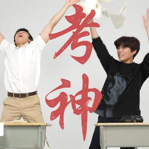 人人摸人人舔人人插
